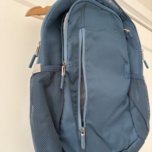 Dell EcoLoop Urban Backpack 14-16 Waterproof - Picture 2 of 11